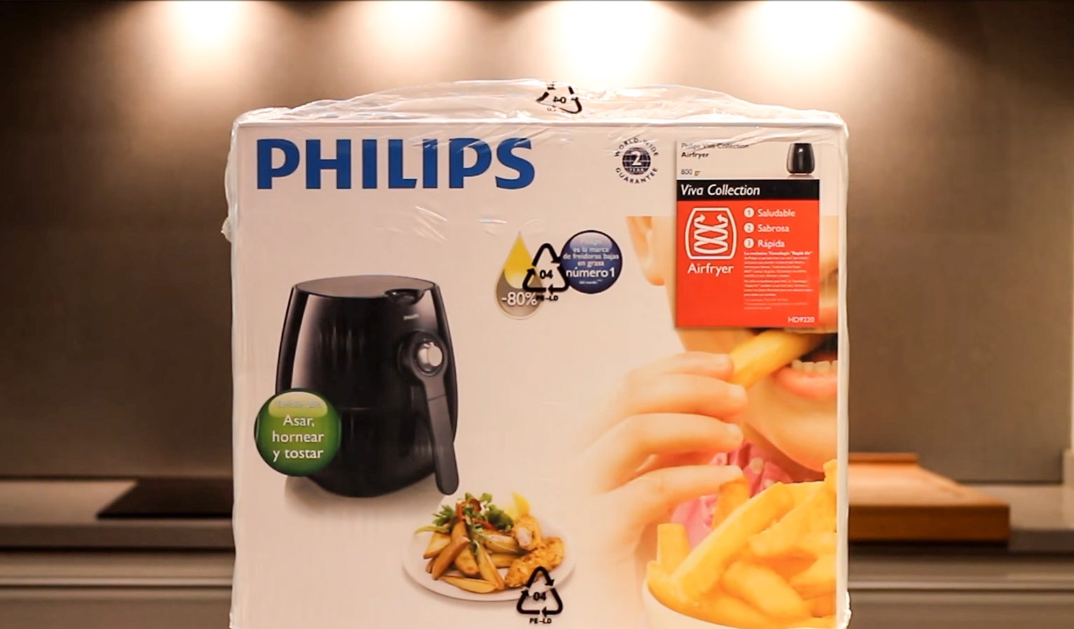 Unboxing the Philips Airfryer 9220